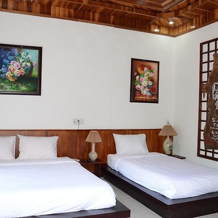 313 Cua Dai - Viet House Homestay Хойан Экстерьер фото