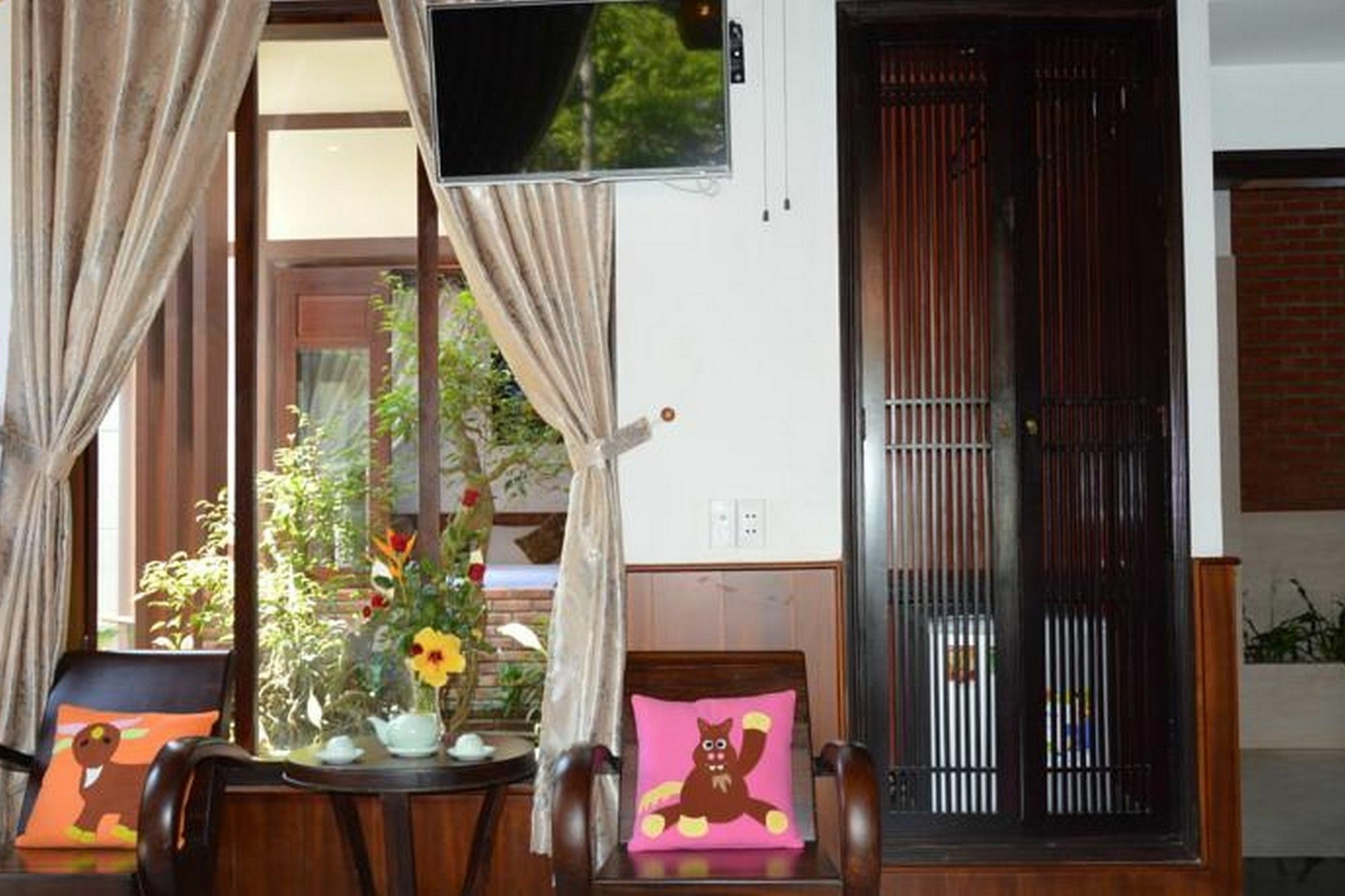 313 Cua Dai - Viet House Homestay Хойан Экстерьер фото