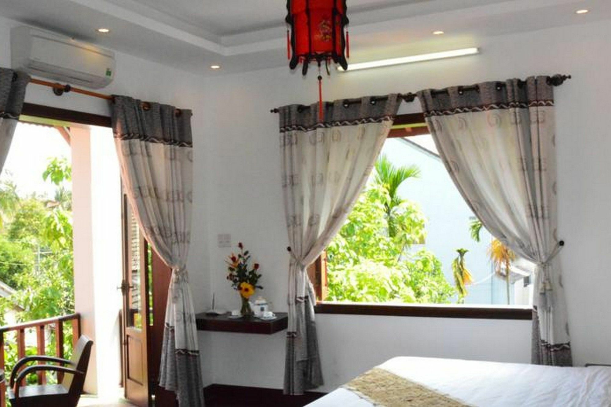 313 Cua Dai - Viet House Homestay Хойан Экстерьер фото